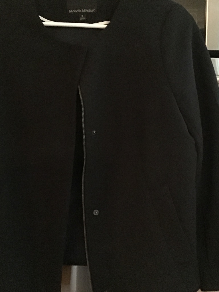 Banana Republic Black Round Collar Blazer Hidden Snap Closure Size 8